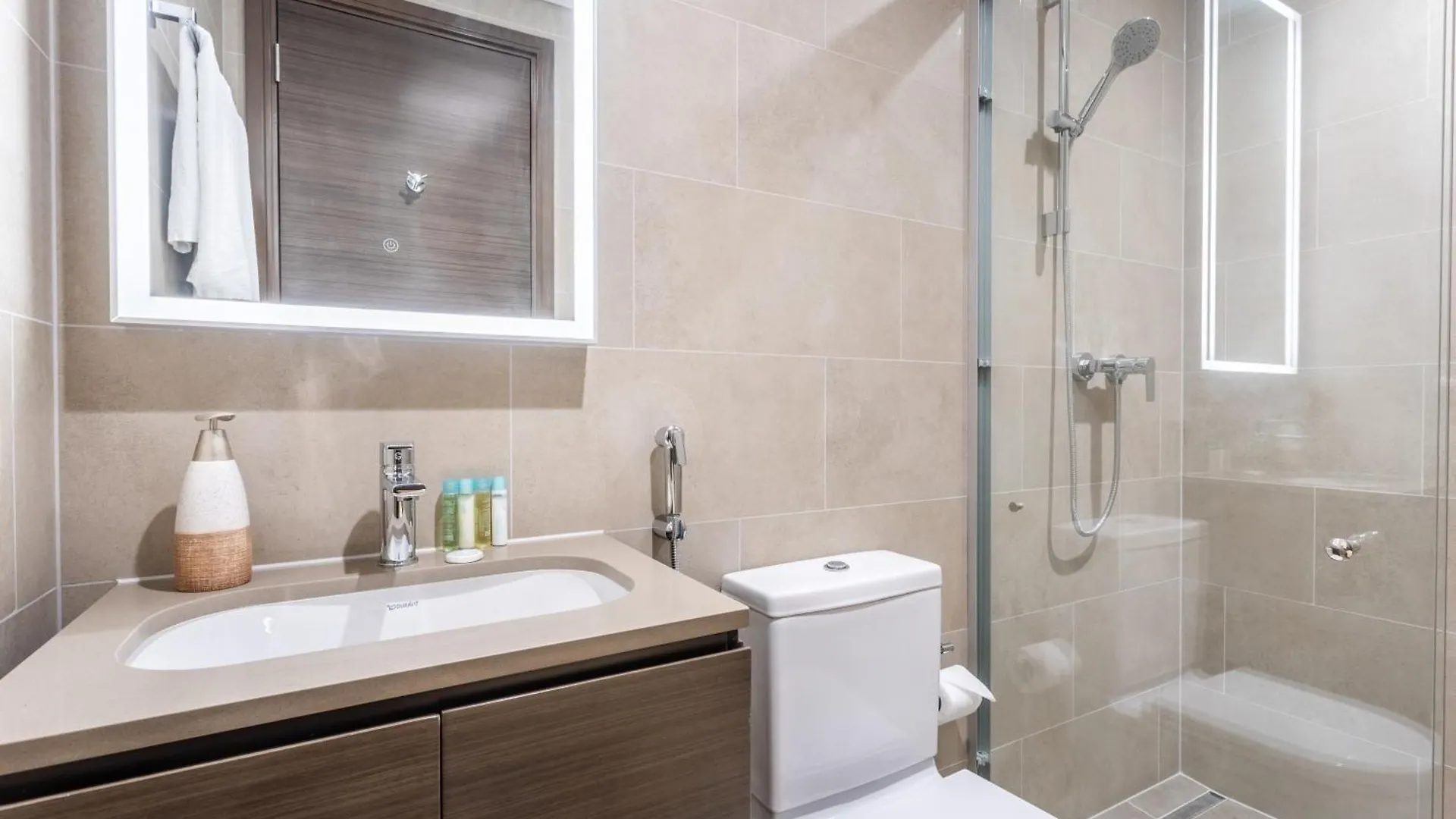 Stay By Latinem Luxury 2Br Holiday Home Cv A2801 Near Downtown Dubai Apartment