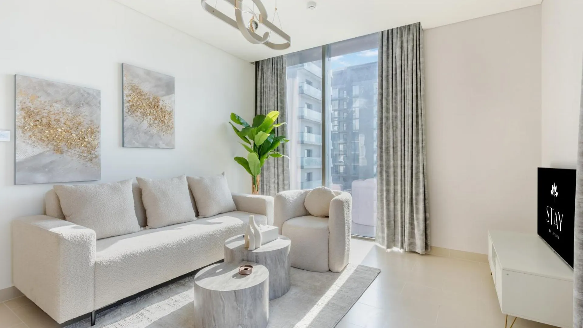 Stay By Latinem Luxury 2Br Holiday Home Cv A2801 Near Downtown Dubai